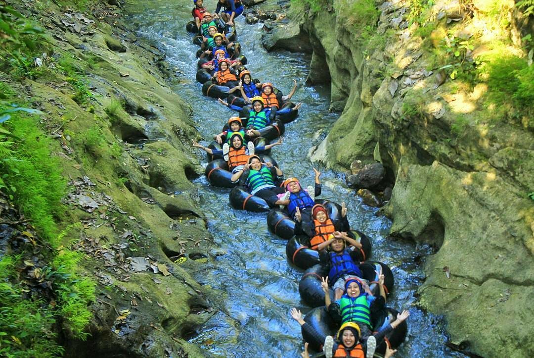 Karst Tubing Sedayu | LABIRU TOUR Malang