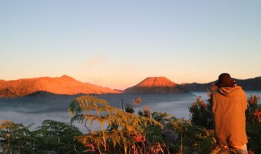 6 Spot Sunrise Bromo yang Cocok untuk Rombongan