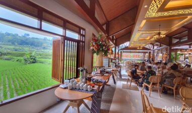 6 Rekomendasi Tempat MakanĀ untuk Keluarga di Bandung