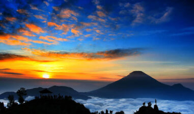 7 Destinasi Wisata Dekat Telaga Menjer untuk Liburan Berdua